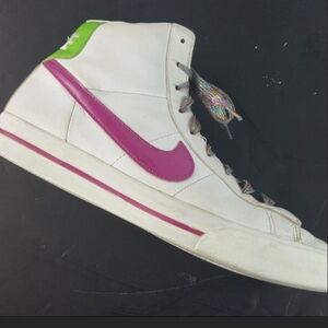 Nike Sweet Classic High Women's High Top Sneakers Size 8